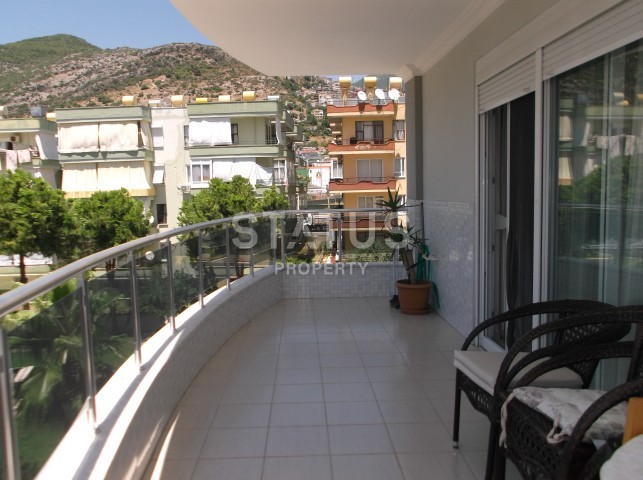 Апартаменты 3+1 в центре Алании с мебелью и техникой в комплексе с бассейном в 600 метрах от пляжа Клеопатры фото 28