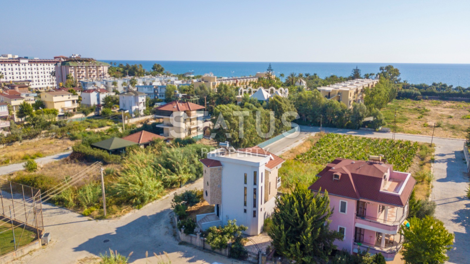 Трехэтажная вилла в районе Конаклы 3+1, 310 м2 фото 2