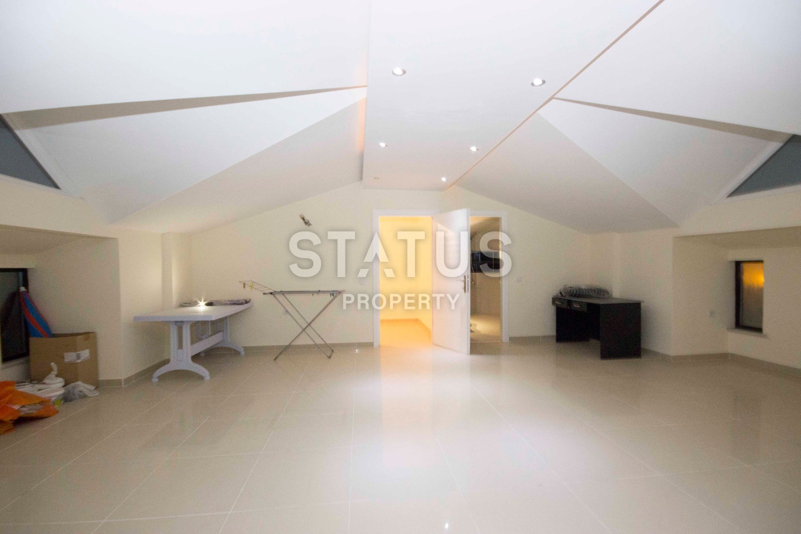 Трехэтажная вилла в районе Конаклы 3+1, 310 м2 фото 16