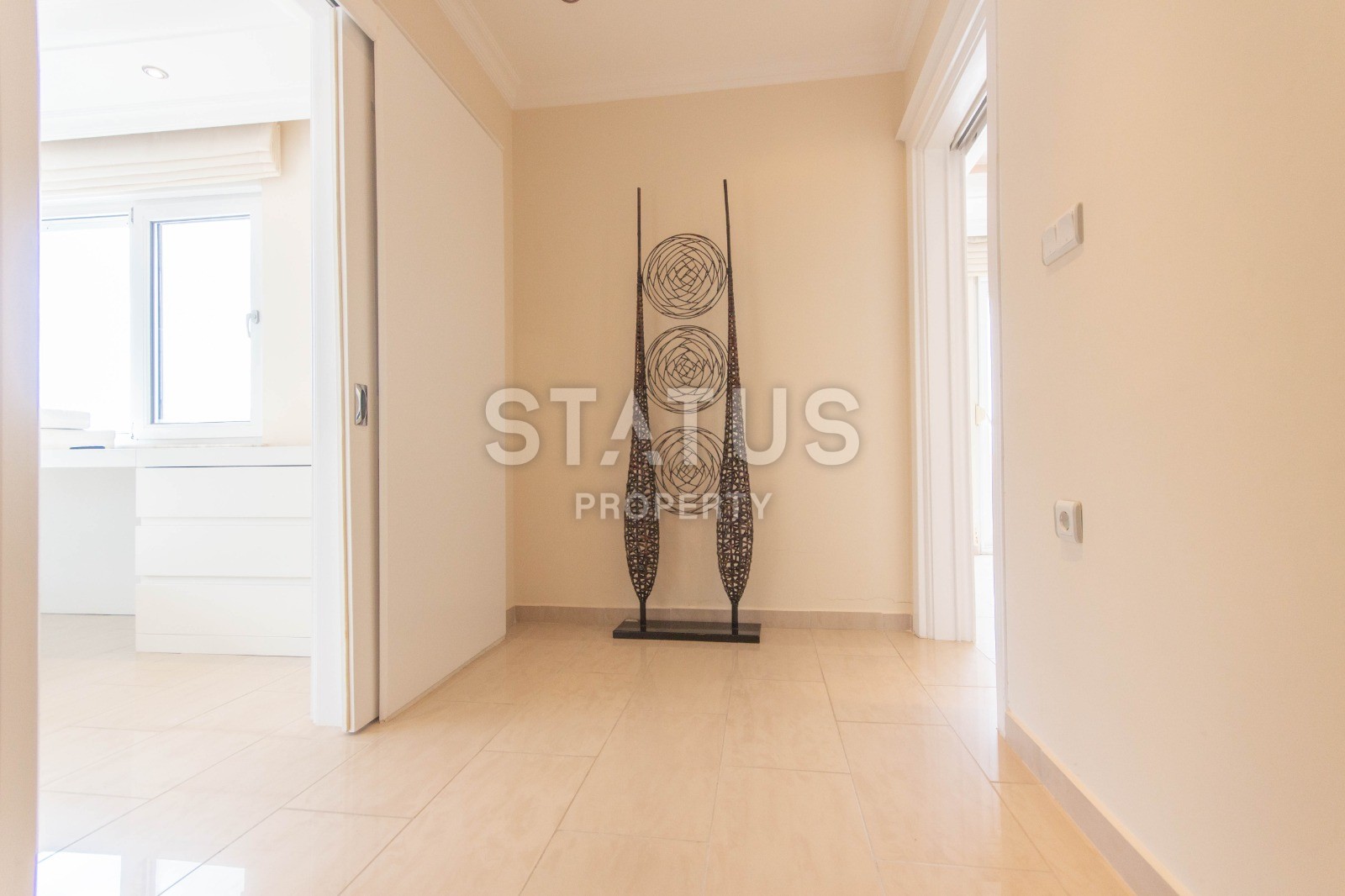 Пентхаус с невероятными видами на первой линии в добротном доме. 230 кв.м. фото 16