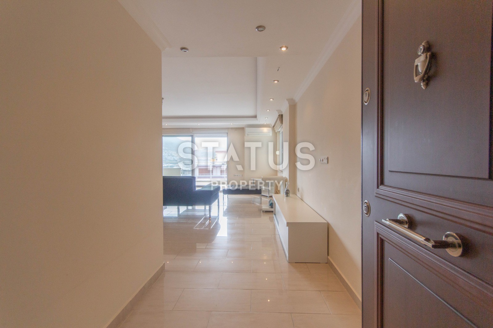 Пентхаус с невероятными видами на первой линии в добротном доме. 230 кв.м. фото 17