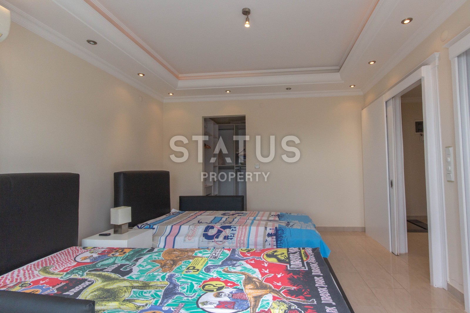 Пентхаус с невероятными видами на первой линии в добротном доме. 230 кв.м. фото 28