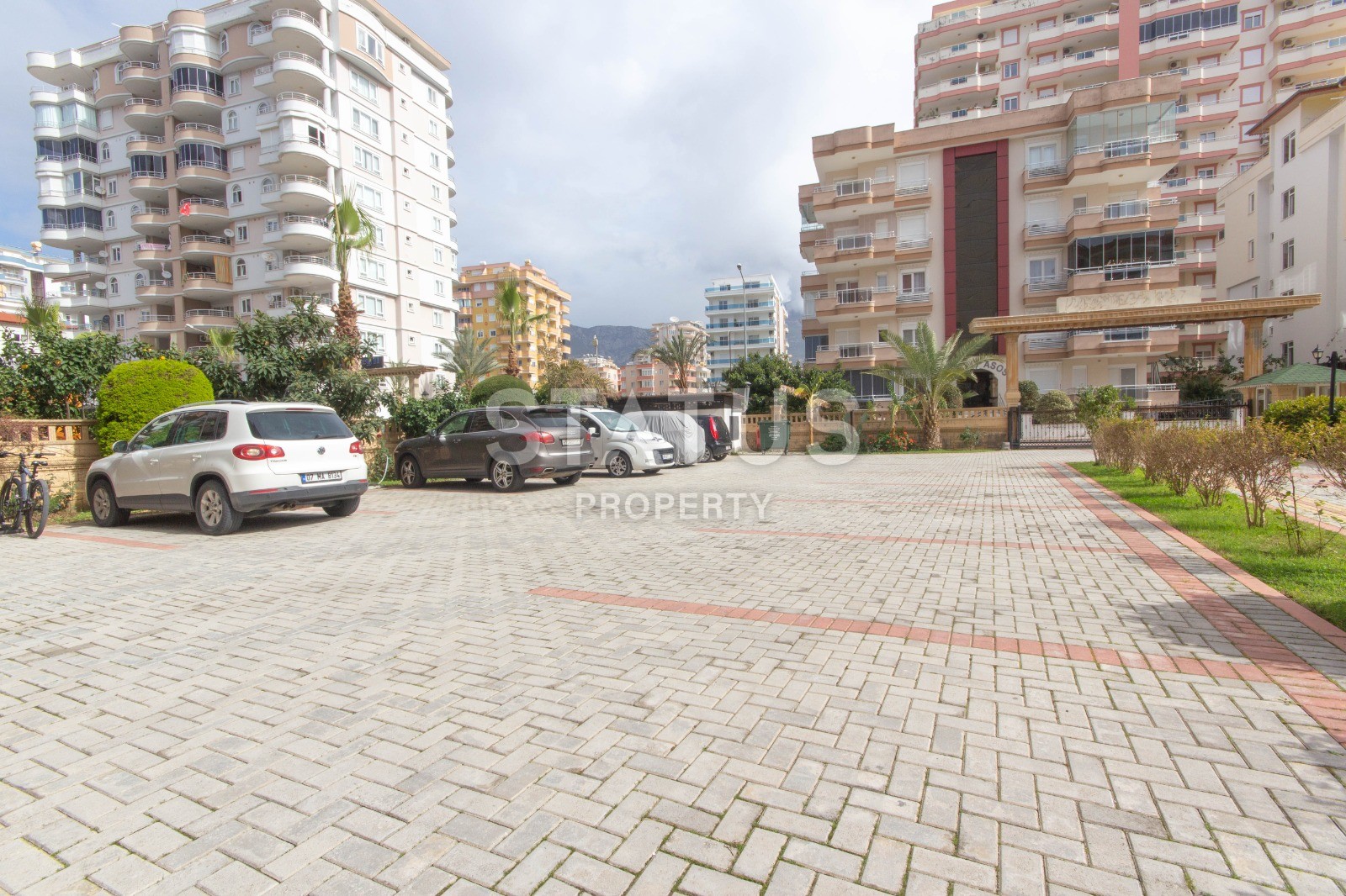 Пентхаус с невероятными видами на первой линии в добротном доме. 230 кв.м. фото 40