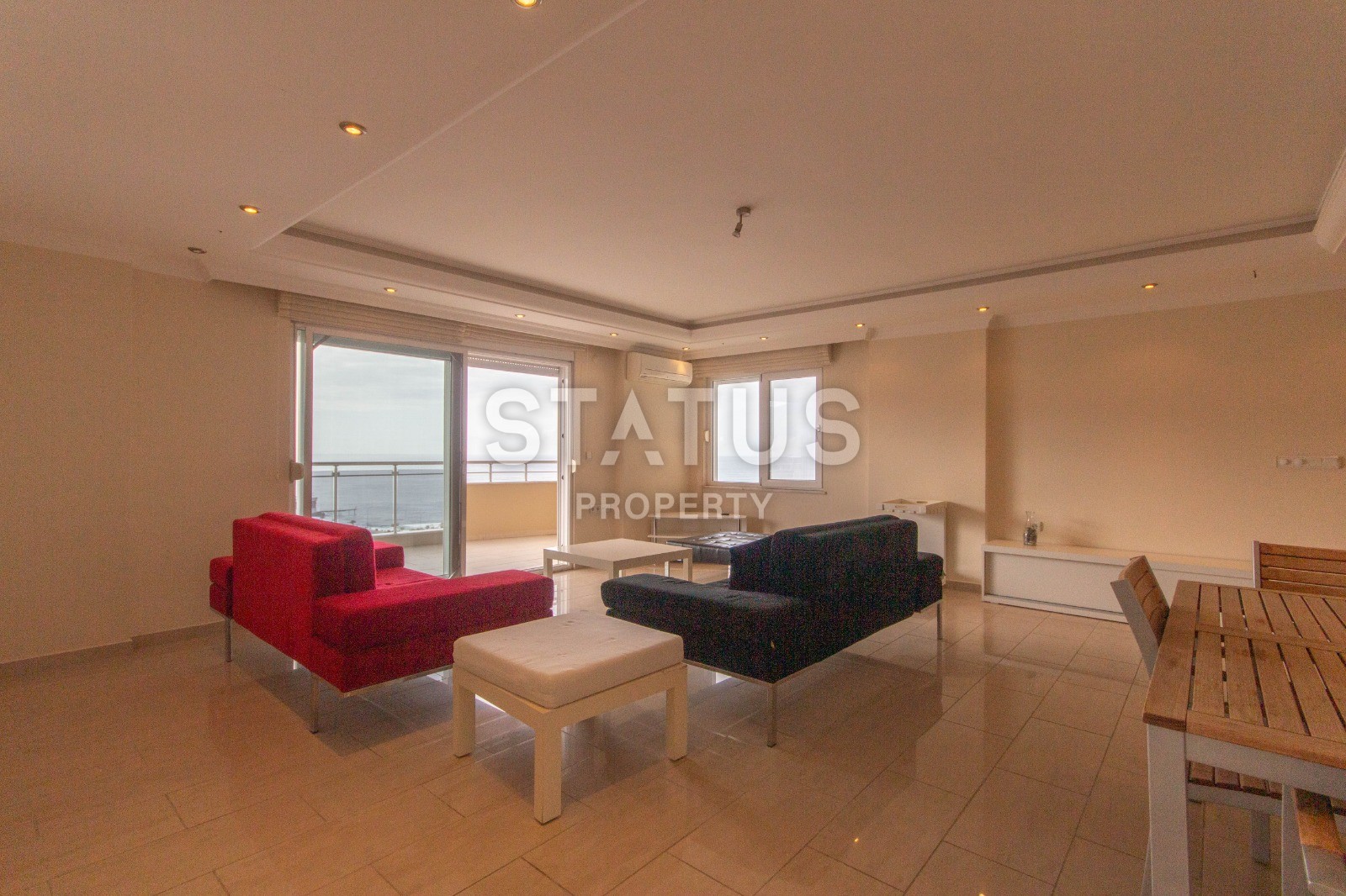 Пентхаус с невероятными видами на первой линии в добротном доме. 230 кв.м. фото 41