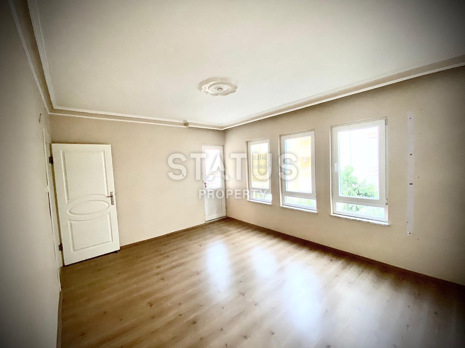 Четырехкомнатная квартира в центре города, 140 м2 фото 4