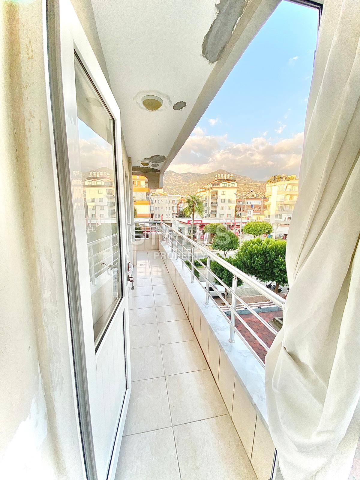 Четырехкомнатная квартира в центре города, 140 м2 фото 19