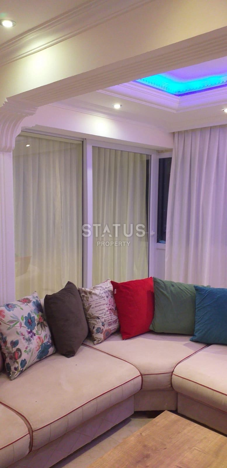 Двухкомнатная квартира в центре города, 70 м2 фото 4