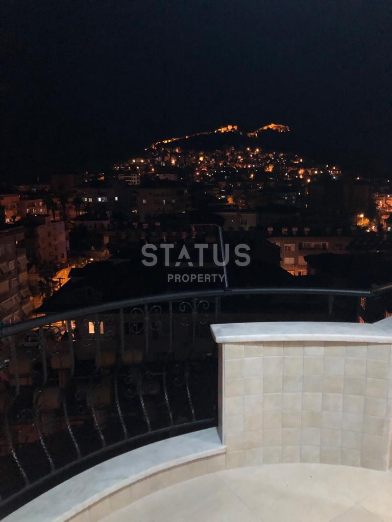 Апартаменты 3+1 с ремонтом в центре города, 200 м2 фото 7