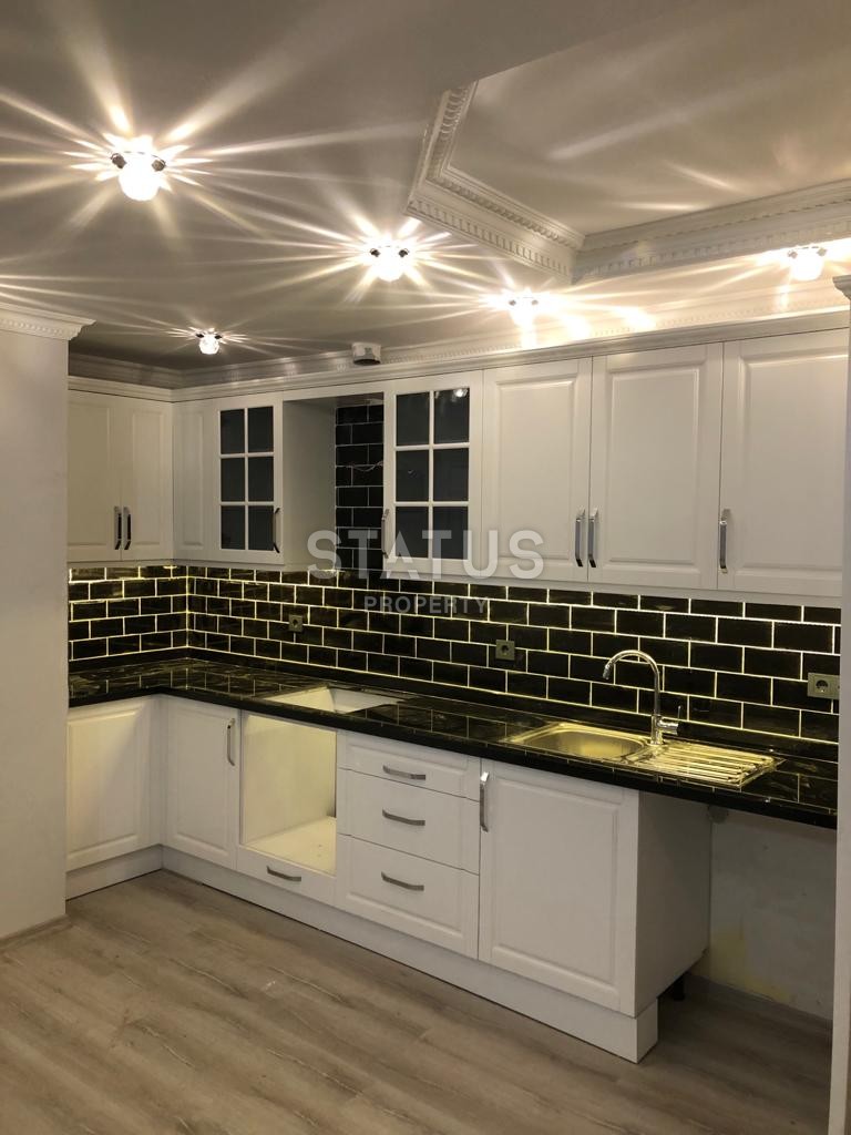 Апартаменты 3+1 с ремонтом в центре города, 200 м2 фото 8