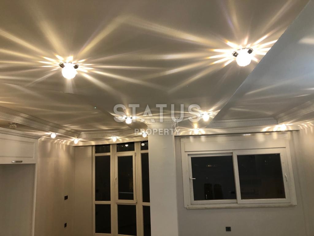 Апартаменты 3+1 с ремонтом в центре города, 200 м2 фото 11