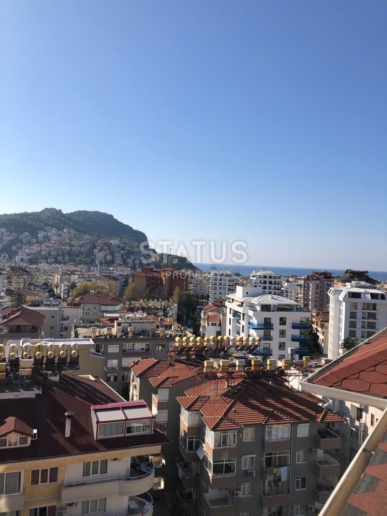 Апартаменты 3+1 с ремонтом в центре города, 200 м2 фото 21