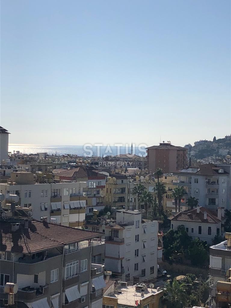 Апартаменты 3+1 с ремонтом в центре города, 200 м2 фото 22