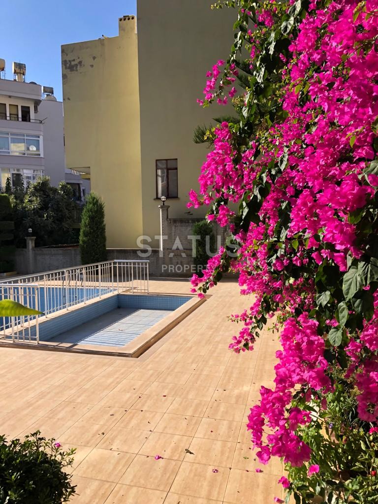 Апартаменты 3+1 с ремонтом в центре города, 200 м2 фото 29