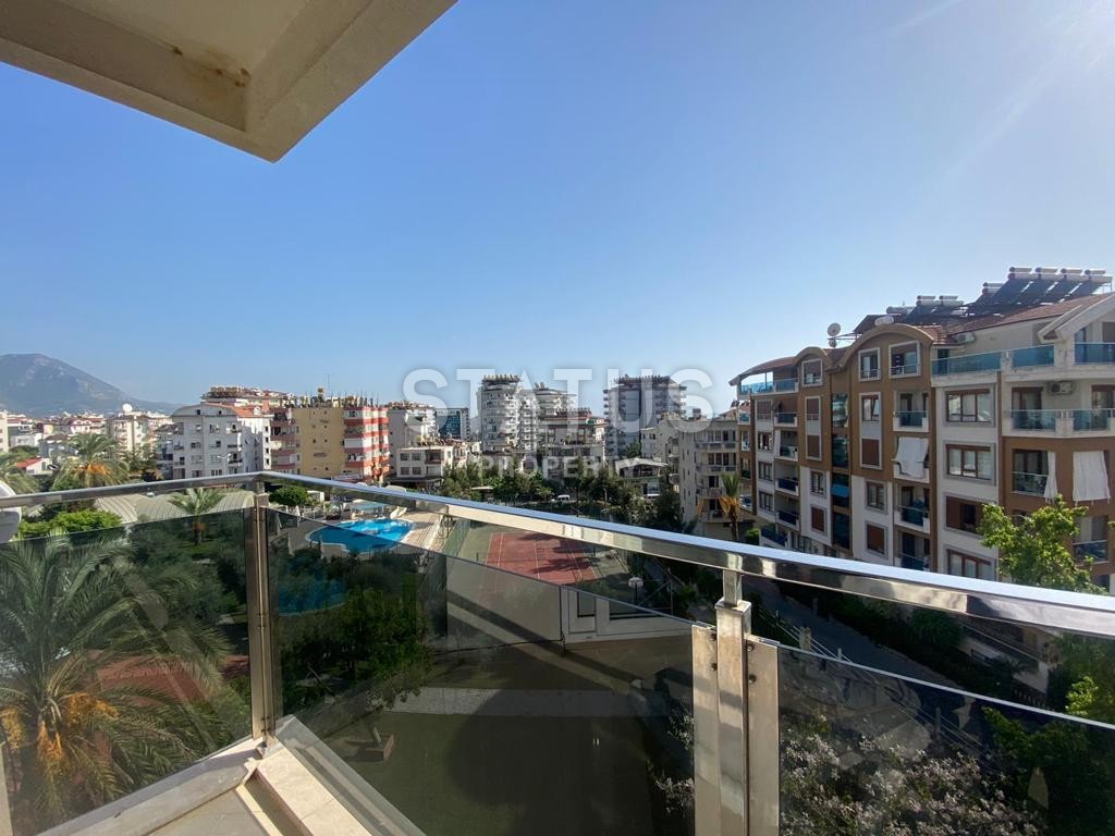 Квартира с двумя спальнями с видом на горы, 120 м2 фото 1