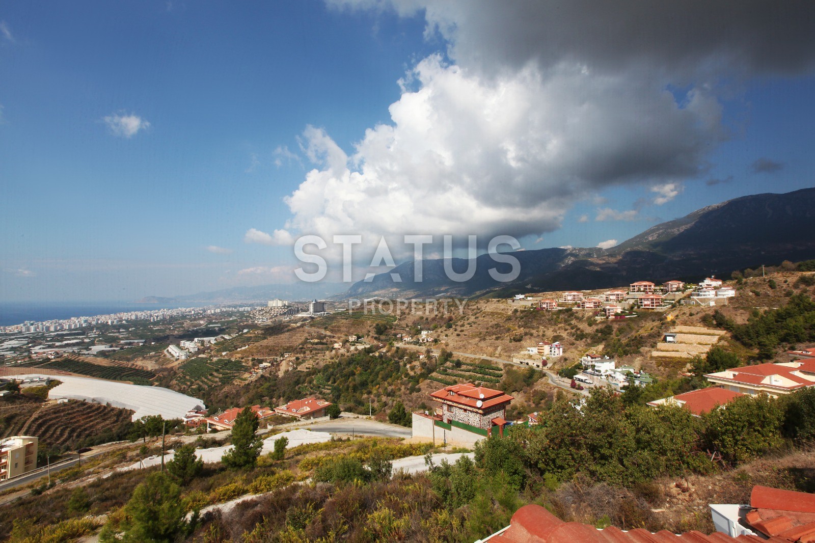 Two-storey villa with a swimming pool in Kargicak, 280 m2 фото 3