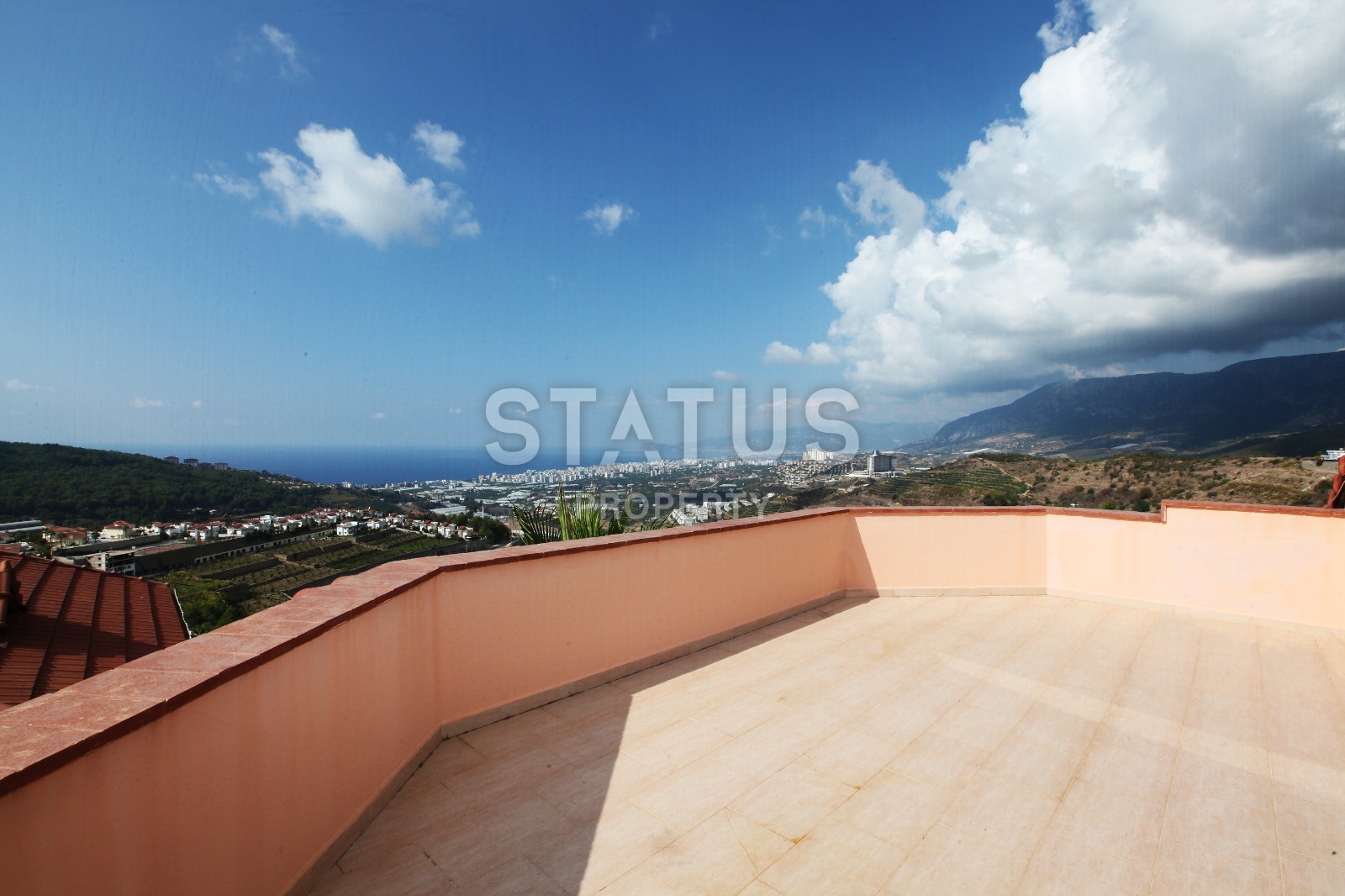 Two-storey villa with a swimming pool in Kargicak, 280 m2 фото 10