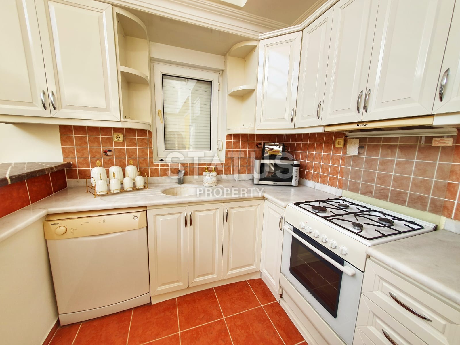 Отличная вилла с мебелью и с видом на море, 370 м2 фото 9