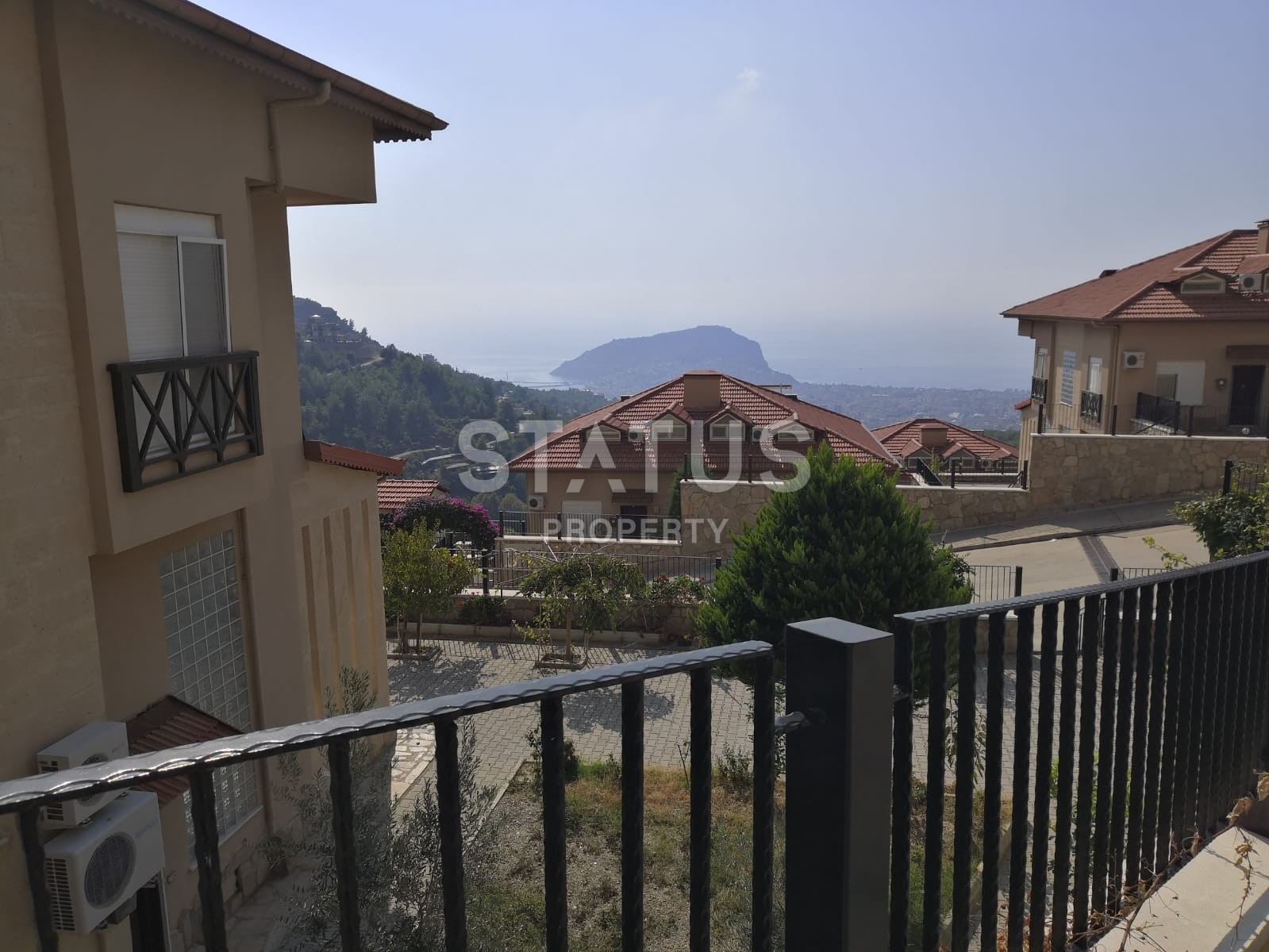 Вилла 2+1 с видом на море и крепость, 155 м2. Бекташ, Алания. фото 3