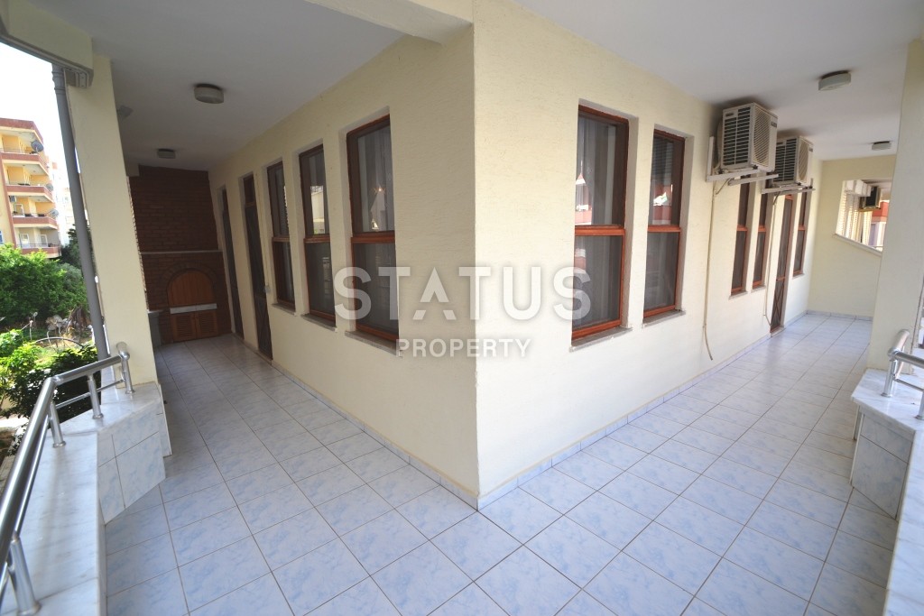 Недорогие апартаменты в комплексе с бассейном, Махмутлар. 110 кв.м. фото 16