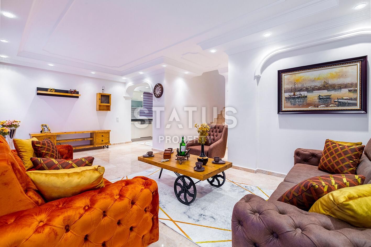 Furnished villa with private garage in Kargicak. 190 sq.m. фото 3