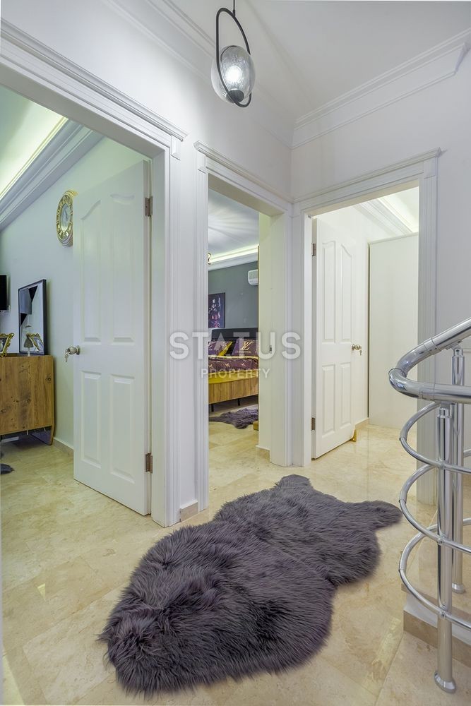 Furnished villa with private garage in Kargicak. 190 sq.m. фото 19