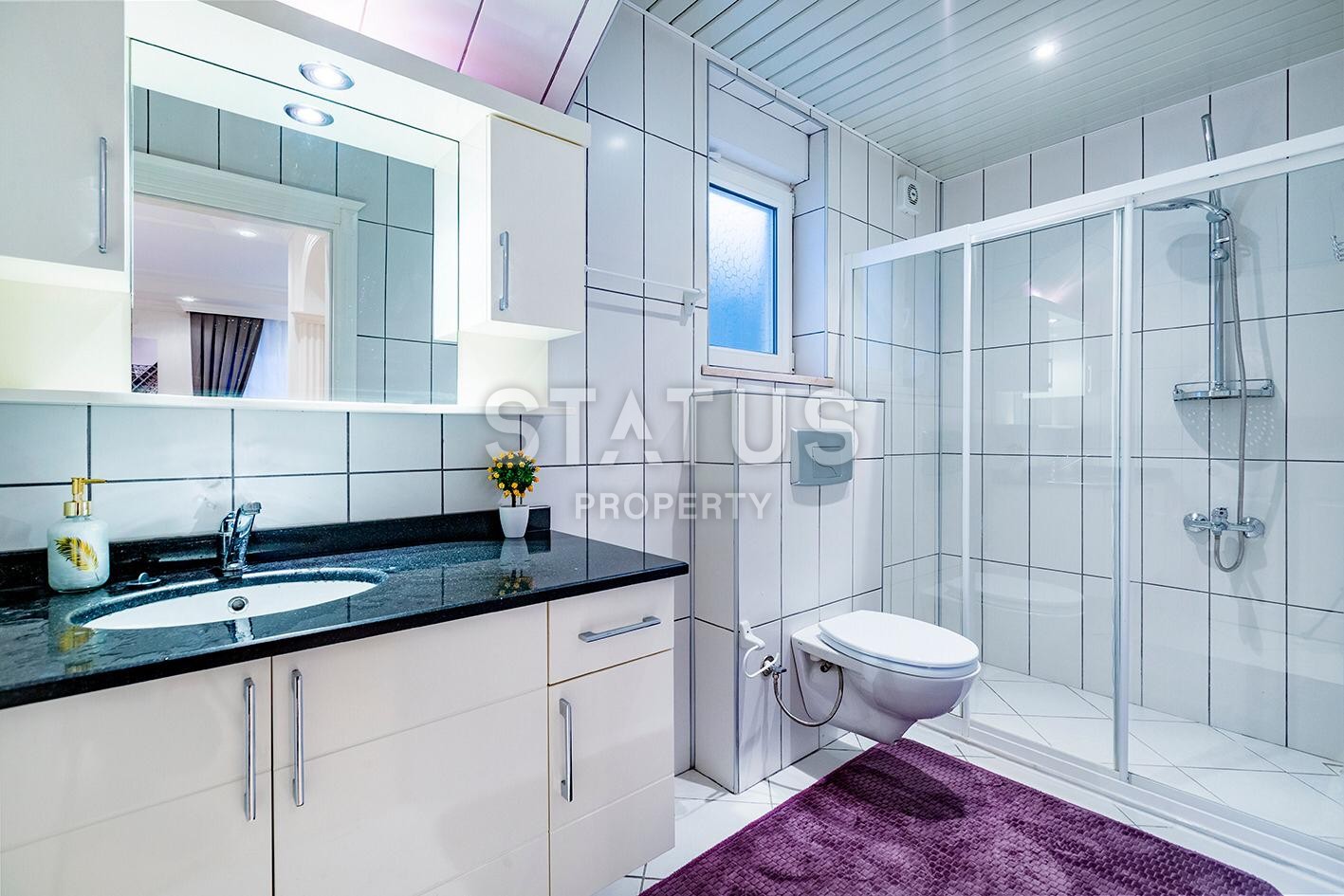 Furnished villa with private garage in Kargicak. 190 sq.m. фото 20