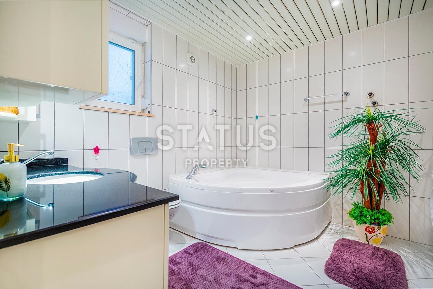 Furnished villa with private garage in Kargicak. 190 sq.m. фото 22