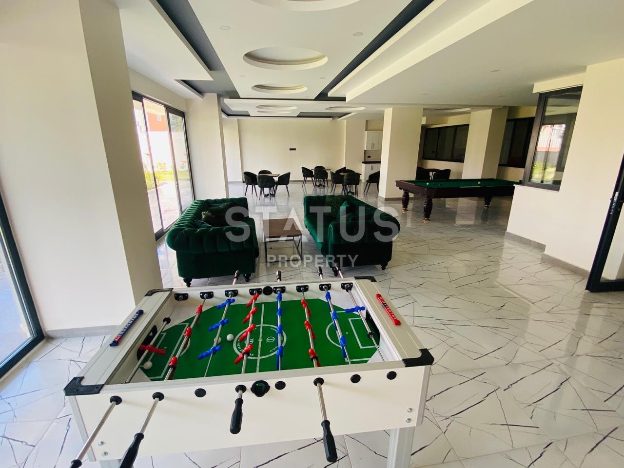 Квартира в новом доме с отдельной кухней и панорамными окнами. 105 кв.м. фото 4