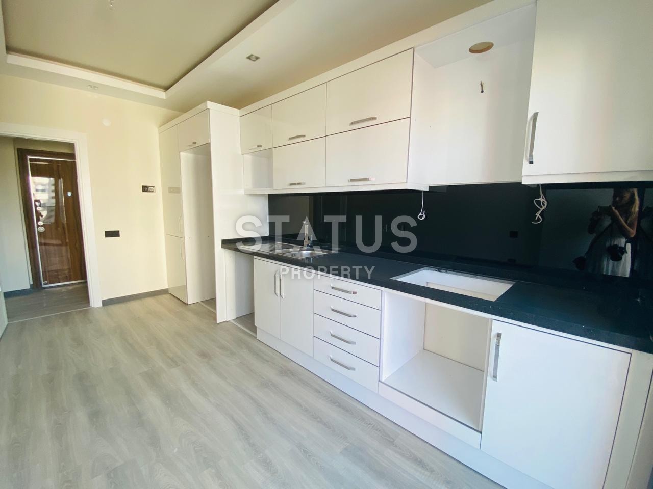 Квартира в новом доме с отдельной кухней и панорамными окнами. 105 кв.м. фото 8