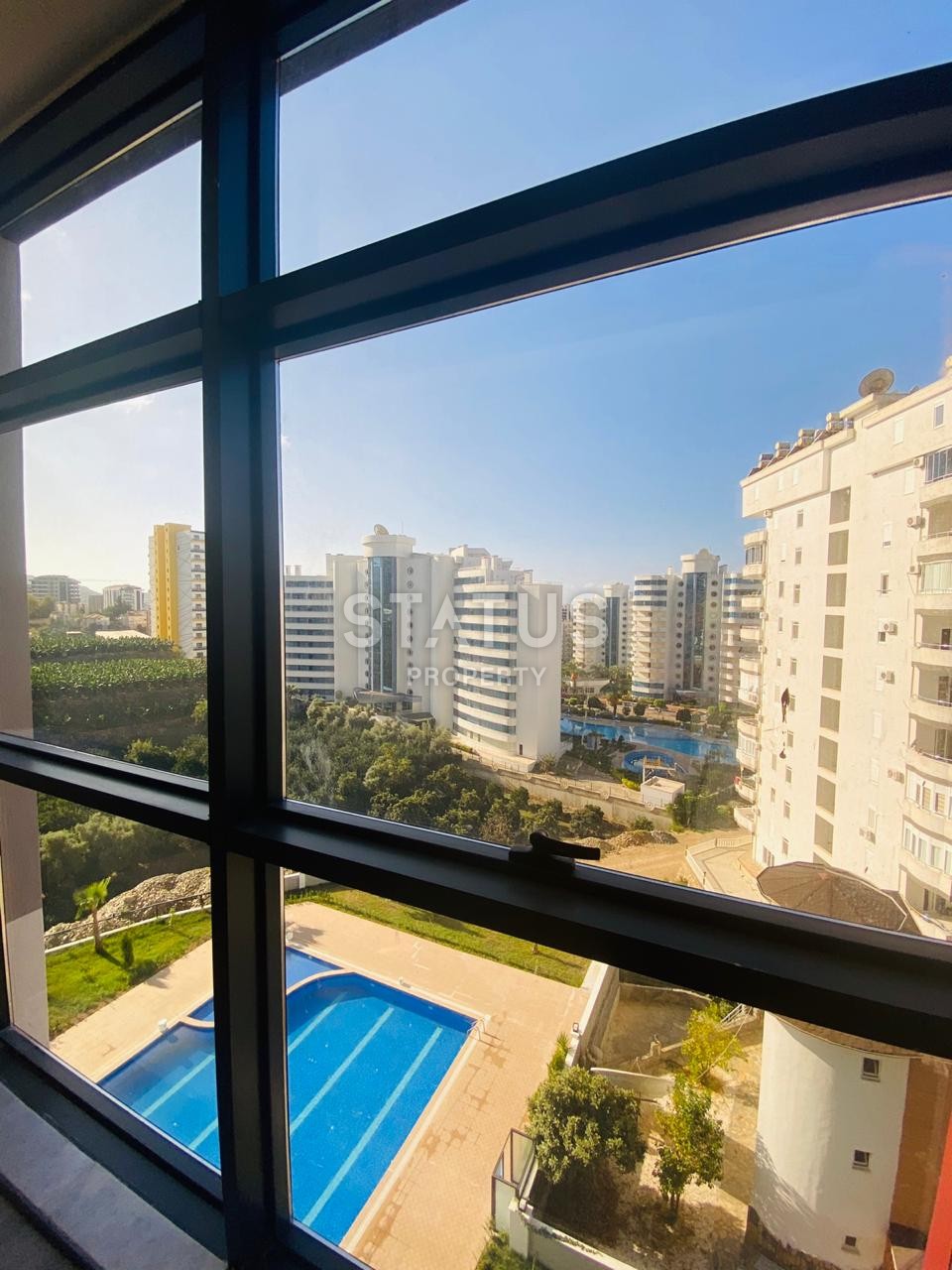 Квартира в новом доме с отдельной кухней и панорамными окнами. 105 кв.м. фото 9