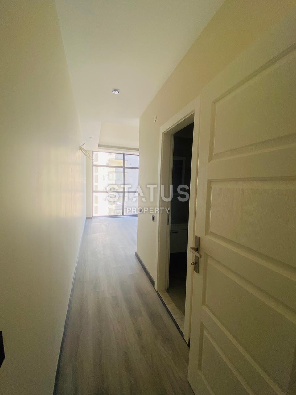 Квартира в новом доме с отдельной кухней и панорамными окнами. 105 кв.м. фото 11