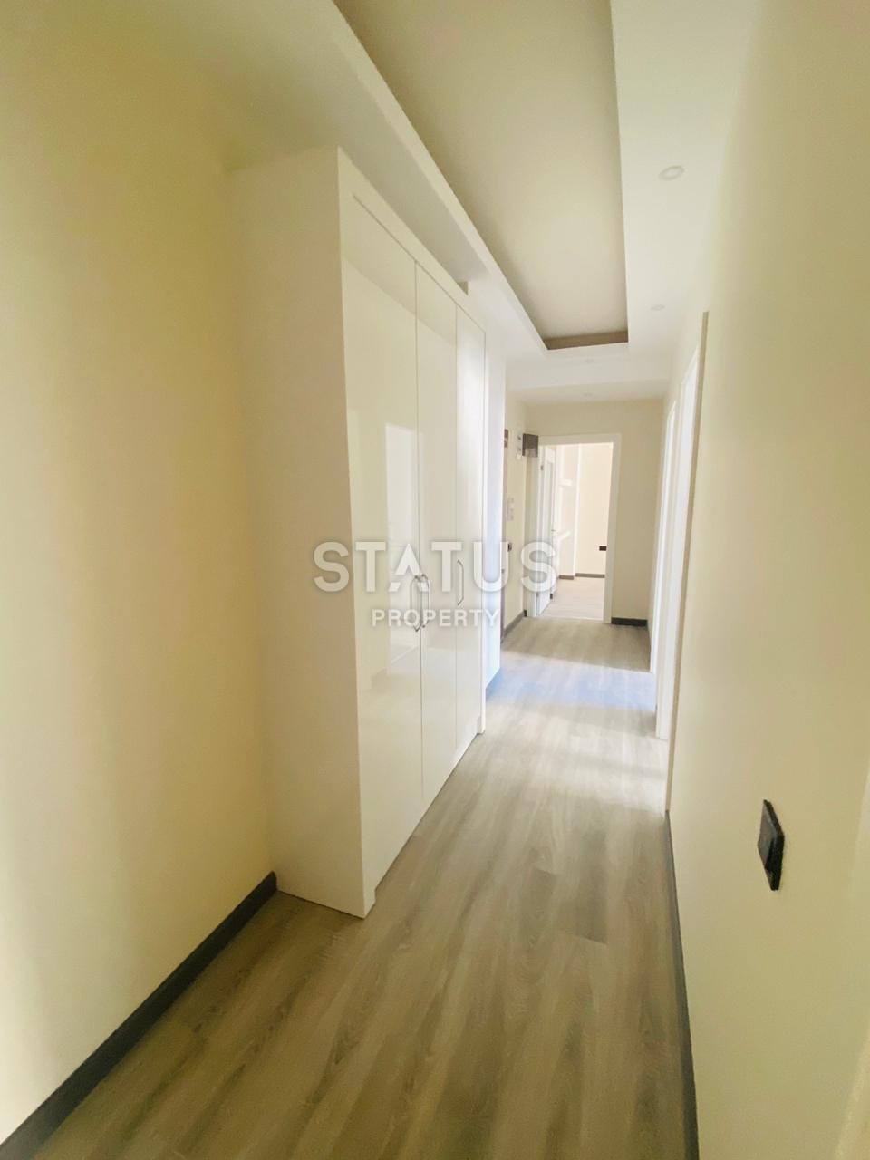 Квартира в новом доме с отдельной кухней и панорамными окнами. 105 кв.м. фото 12