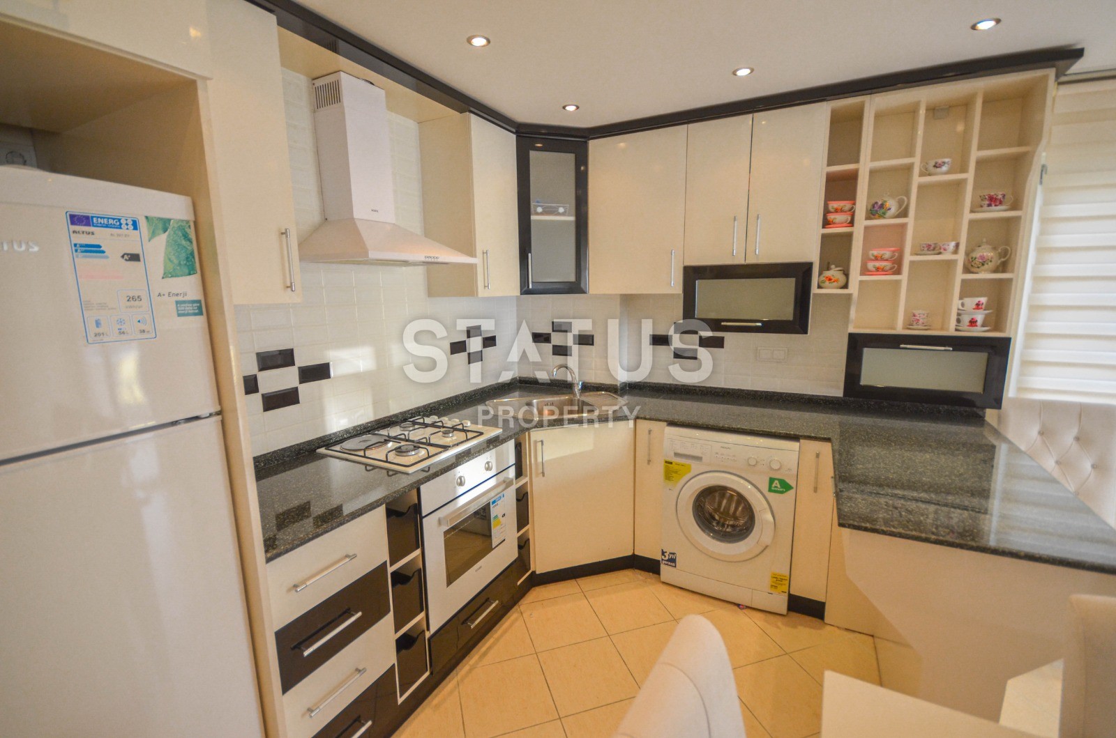 Трехкомнатная квартира с мебелью в 100 метрах от моря, 110 м2 фото 7