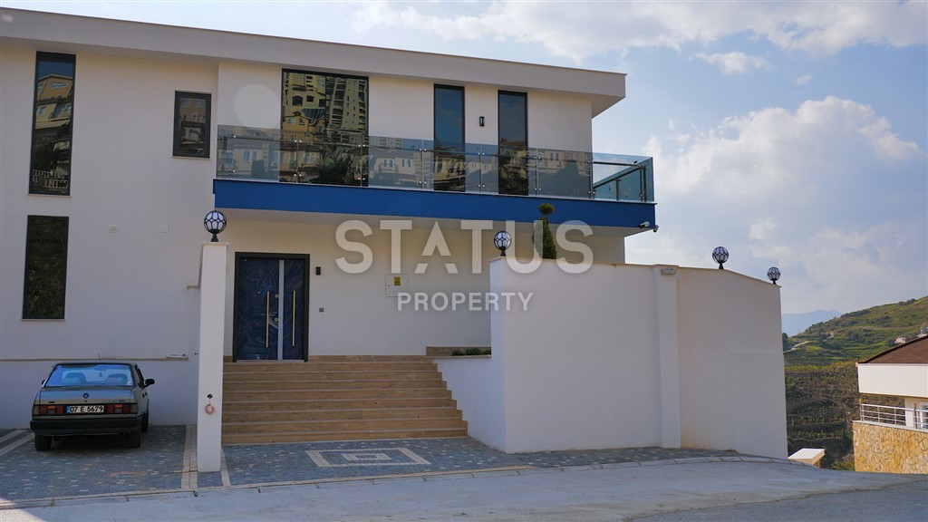Luxurious detached villa 4+1 with a beautiful panorama, 550 m2. Kargicak, Alanya. фото 9