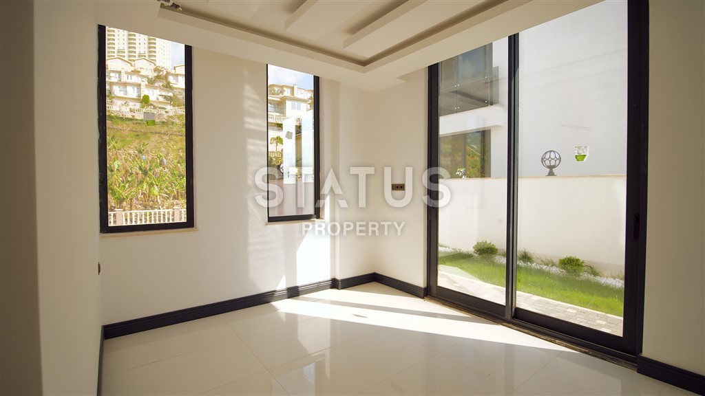 Luxurious detached villa 4+1 with a beautiful panorama, 550 m2. Kargicak, Alanya. фото 33