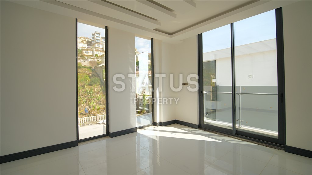 Luxurious detached villa 4+1 with a beautiful panorama, 550 m2. Kargicak, Alanya. фото 36