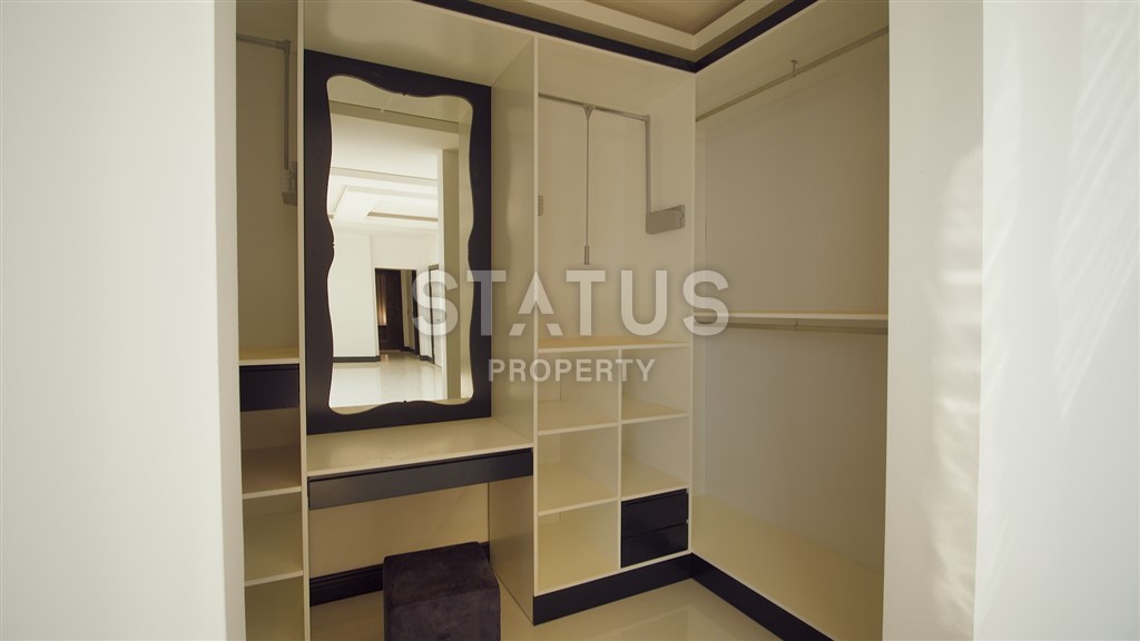 Luxurious detached villa 4+1 with a beautiful panorama, 550 m2. Kargicak, Alanya. фото 46