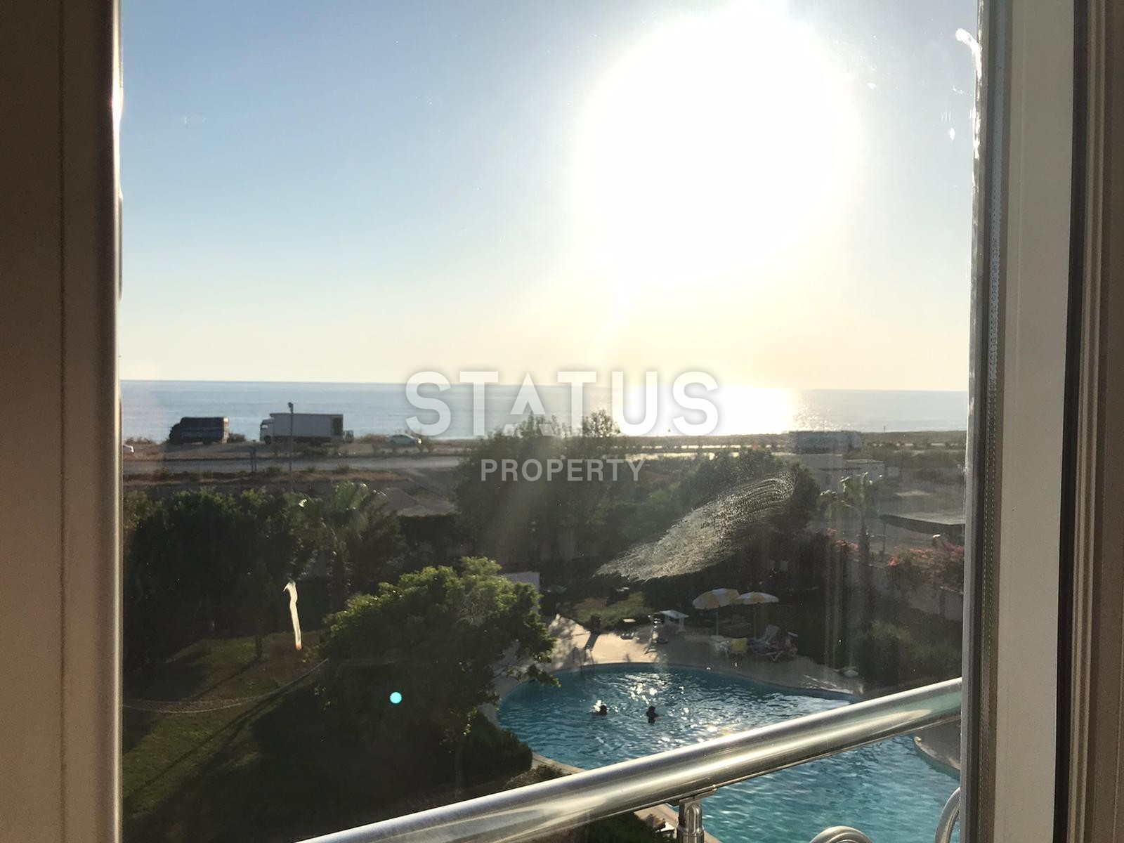 Apartments with direct sea views in the ecological natural area Demirtas. фото 5