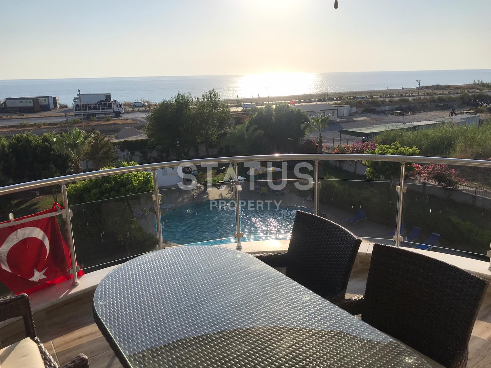 Apartments with direct sea views in the ecological natural area Demirtas. фото 14
