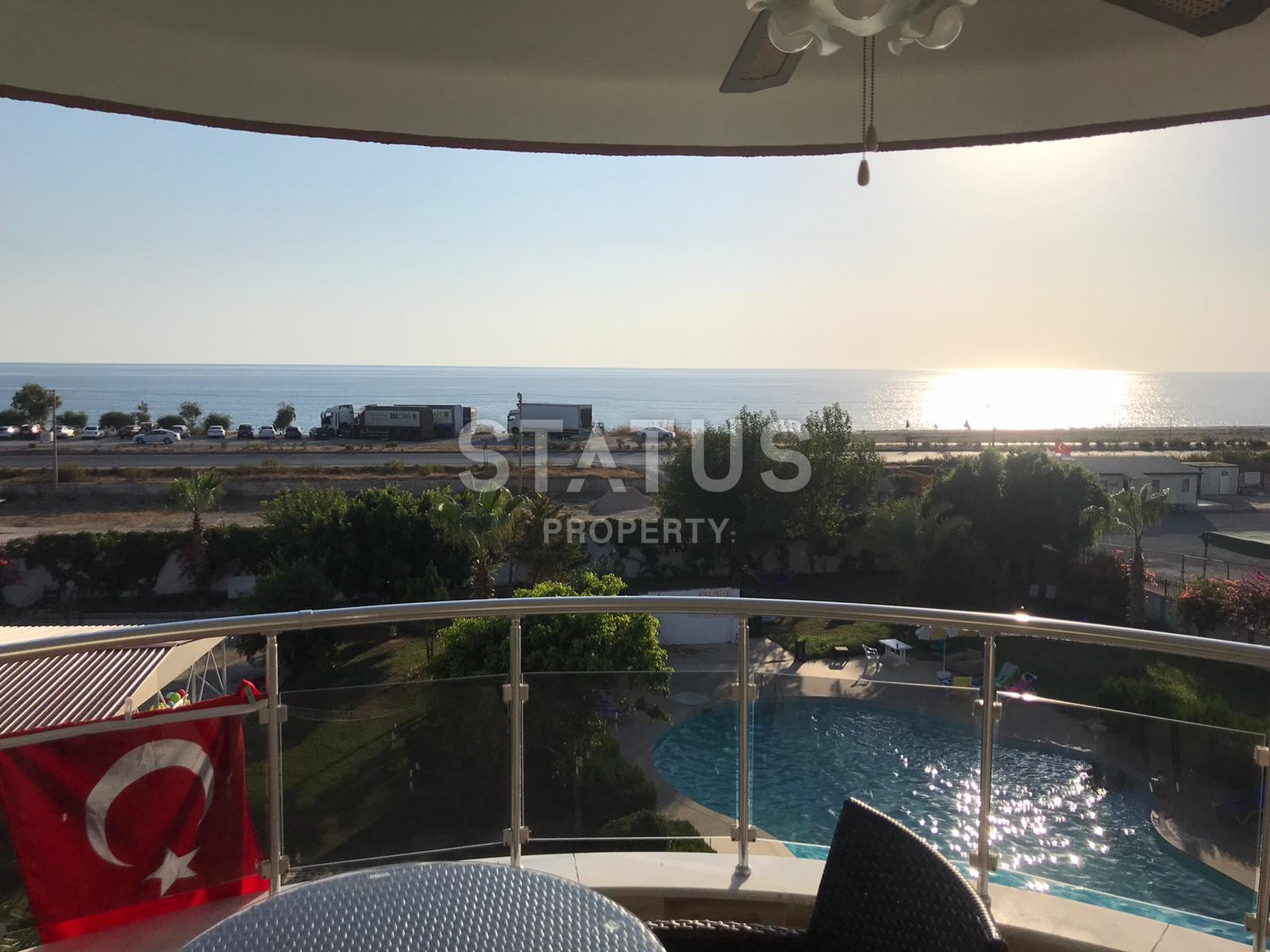 Apartments with direct sea views in the ecological natural area Demirtas. фото 16