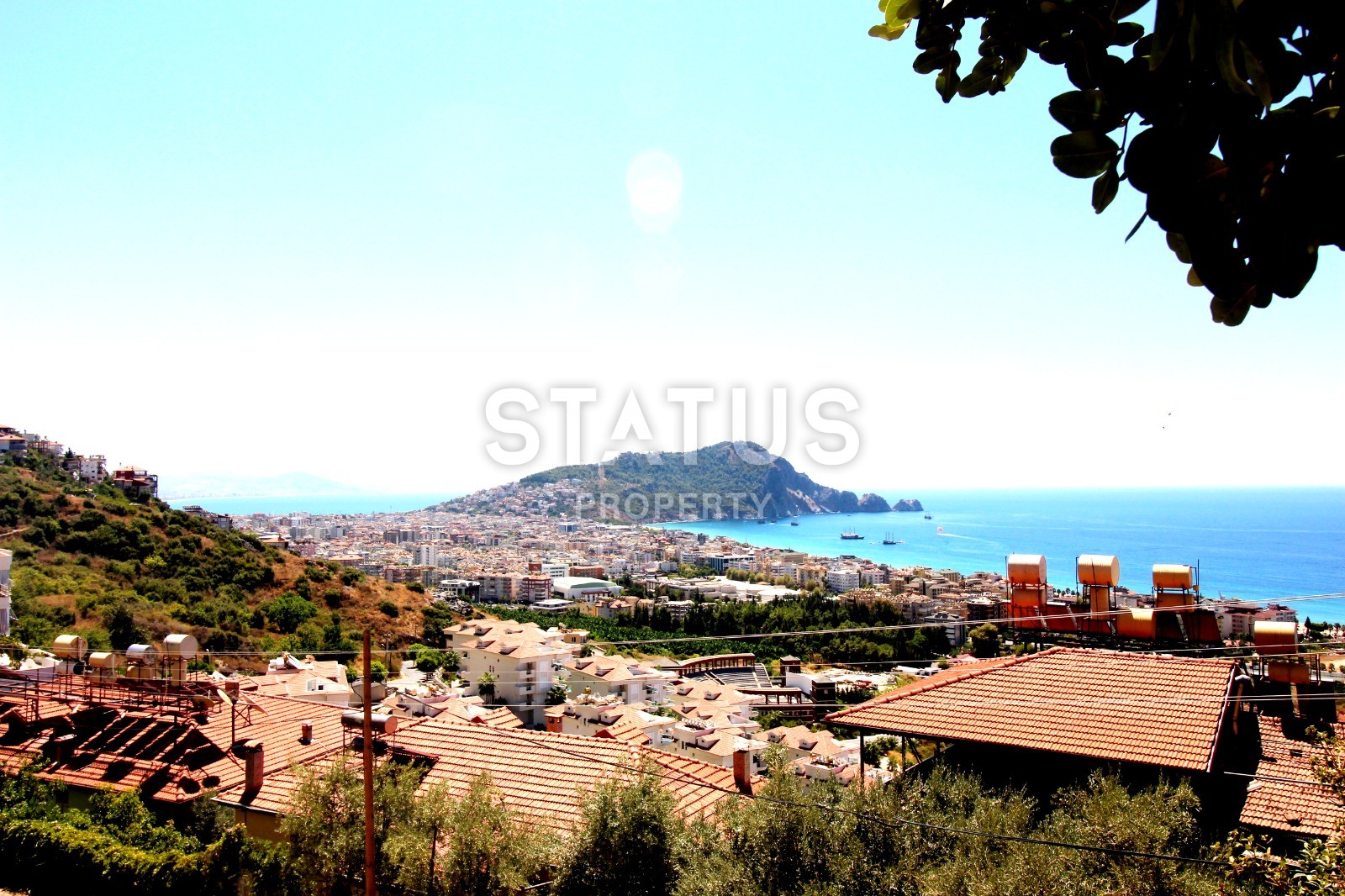 Инвестиционный участок земли с видом на море 1000 м2 возле пляжа Клеопатры. фото 6