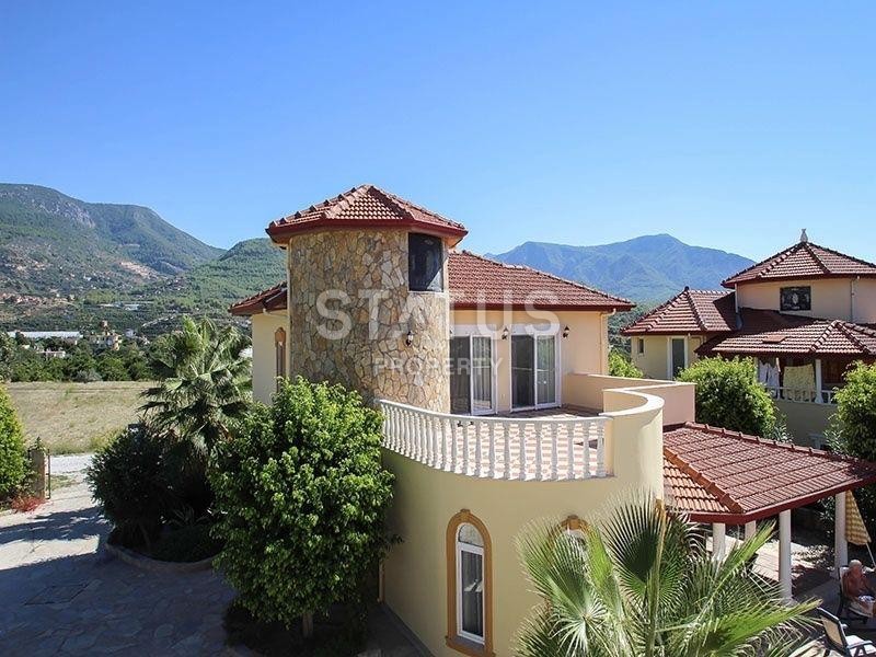 Шикарная вилла 3+1 с большой территорией 1261 м2 и панорамным видом. Оба, Алания. фото 3