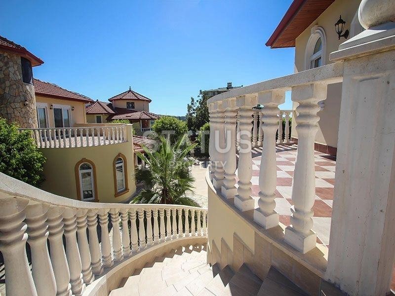 Шикарная вилла 3+1 с большой территорией 1261 м2 и панорамным видом. Оба, Алания. фото 4