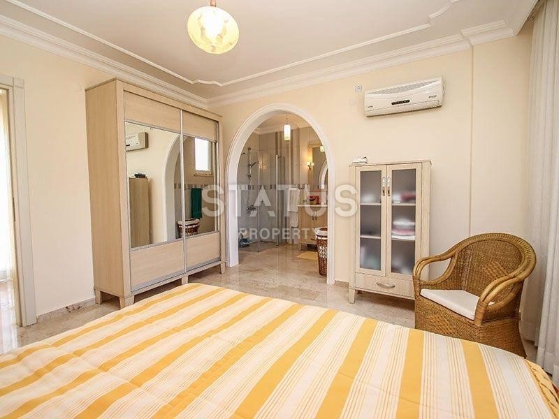 Шикарная вилла 3+1 с большой территорией 1261 м2 и панорамным видом. Оба, Алания. фото 16