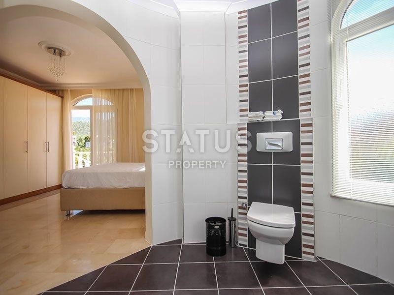 Шикарная вилла 3+1 с большой территорией 1261 м2 и панорамным видом. Оба, Алания. фото 17