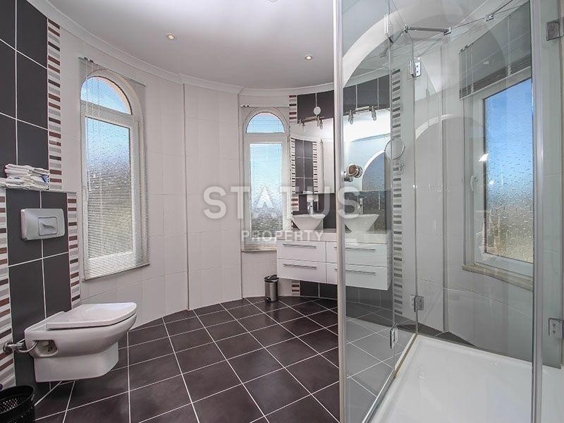 Шикарная вилла 3+1 с большой территорией 1261 м2 и панорамным видом. Оба, Алания. фото 26