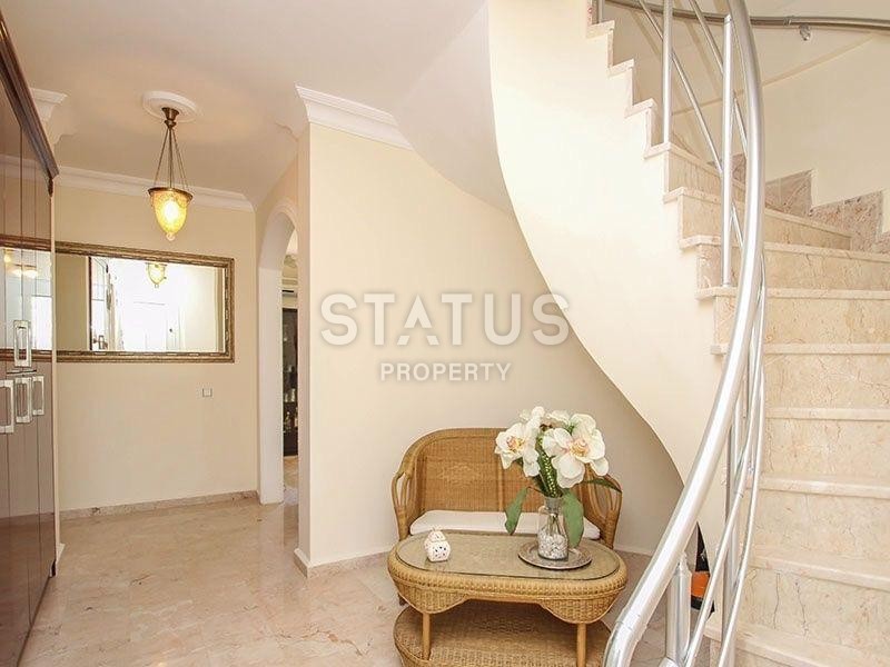 Шикарная вилла 3+1 с большой территорией 1261 м2 и панорамным видом. Оба, Алания. фото 33