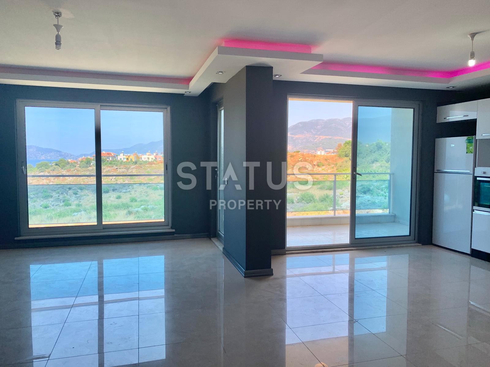 Трехкомнатная квартира в Кестеле, 140 м2 с видом на море и горы фото 12