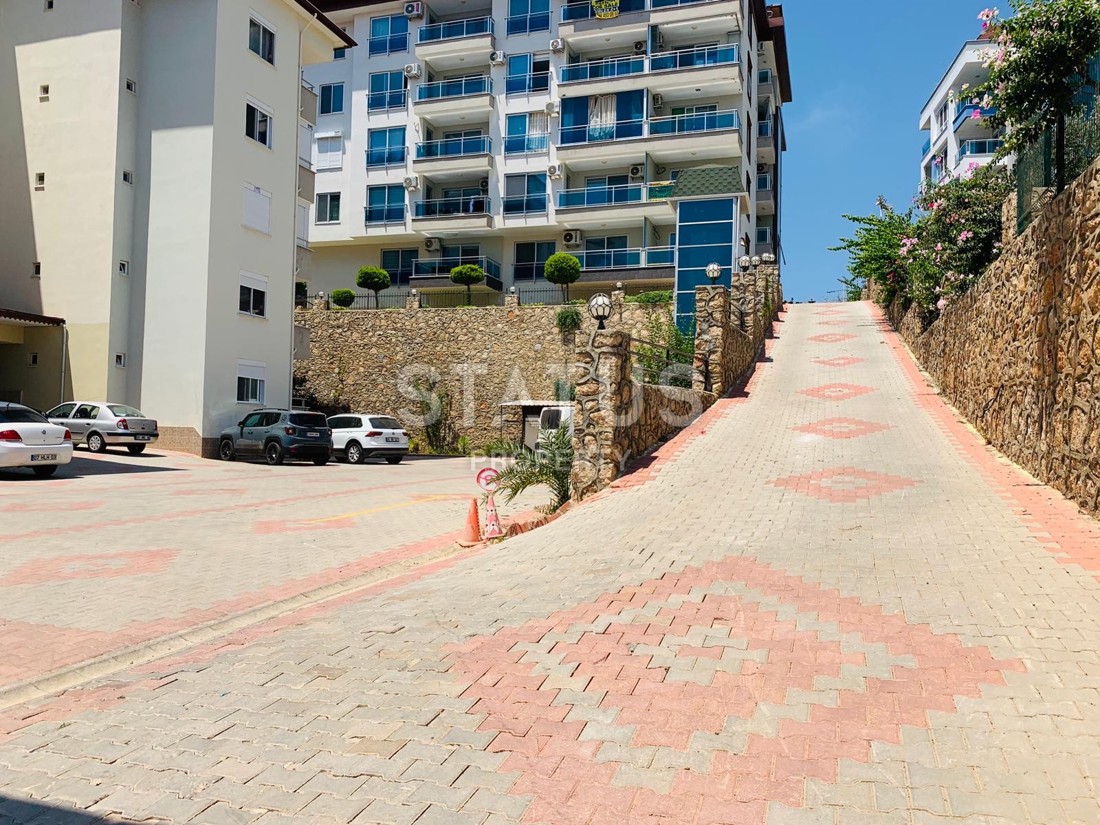 Трехкомнатная квартира в Кестеле, 140 м2 с видом на море и горы фото 26