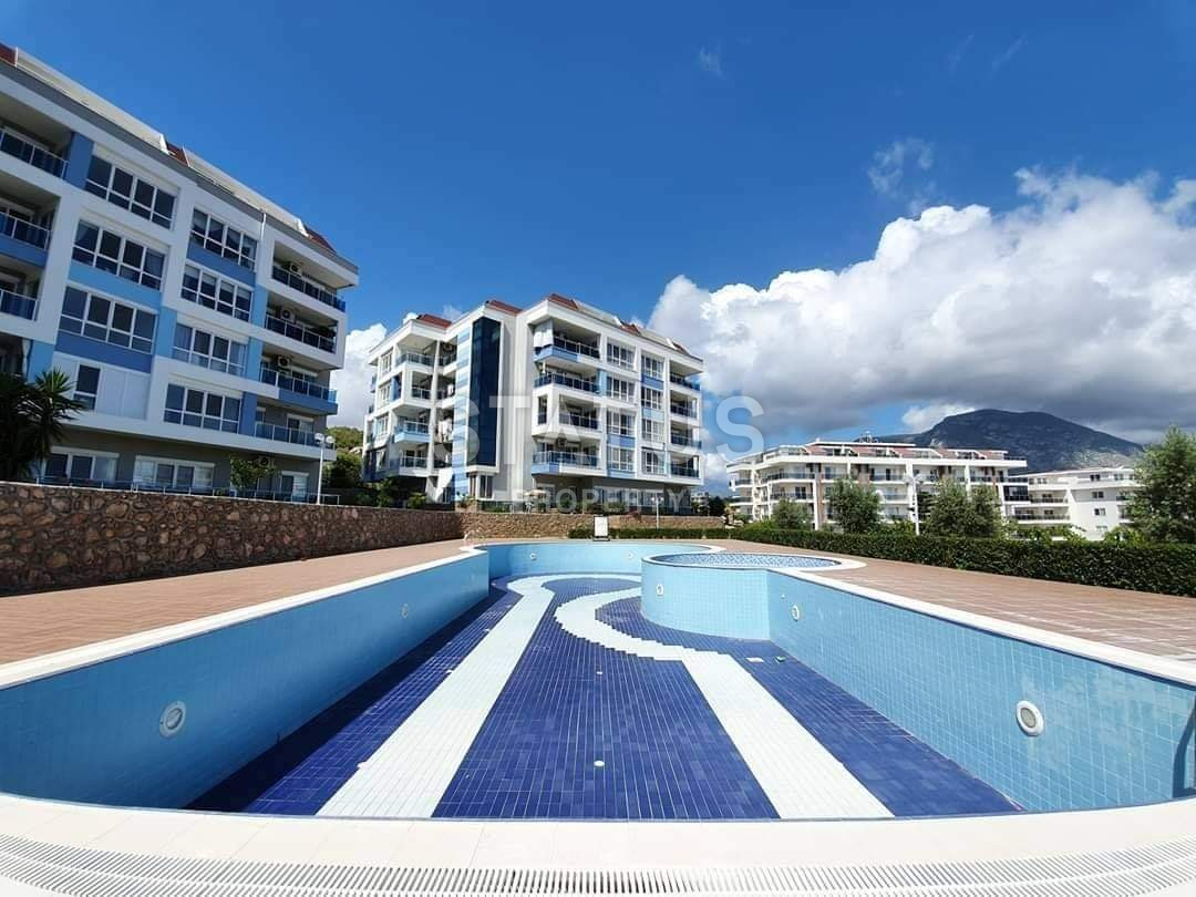 Просторные апартаменты 5+1 с видом на море в Кестеле, 250 м2 фото 3